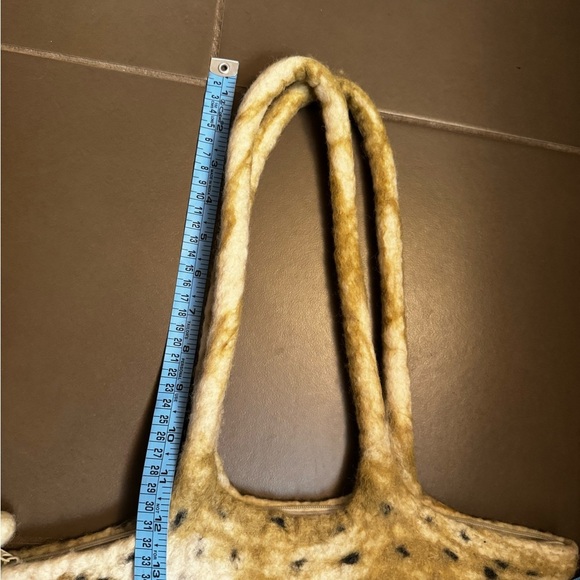 NEPAL HANDMADE WOOL Animal Print ANGEL OF ORPHANS handbag purse NWOT zip top EUC - Picture 11 of 12